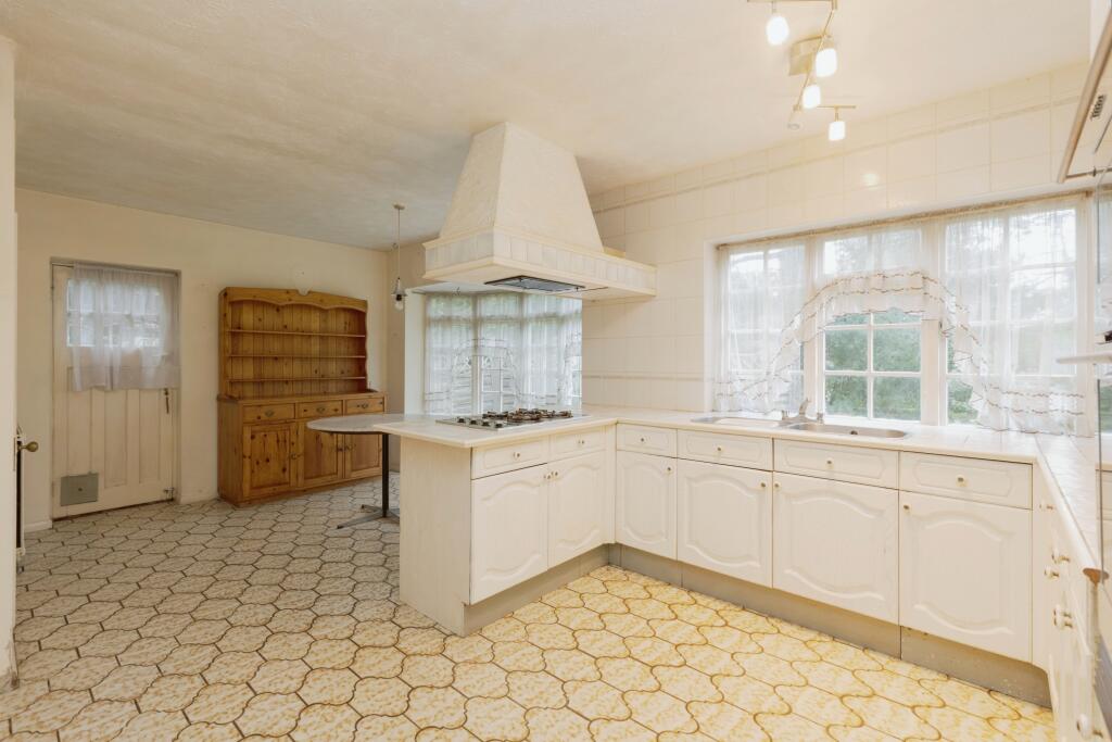 Additional image 13 of Wells Road, Chislehurst, BR1