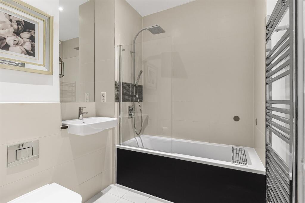 Additional image 12 of Woodpecker Way, Trumpington