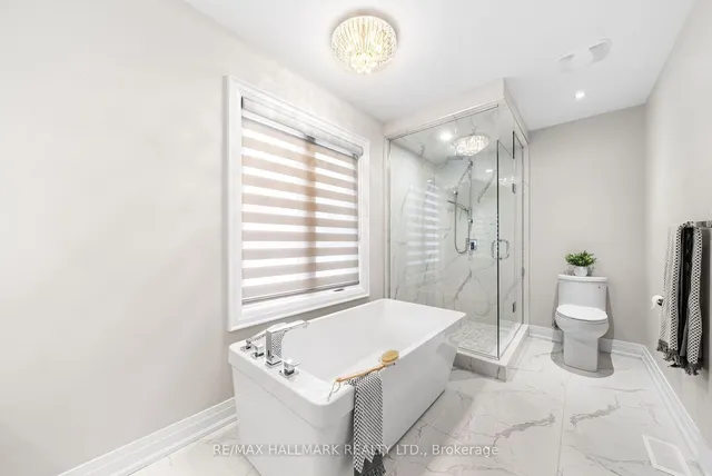 Additional image 31 of 23 Roblin Ave