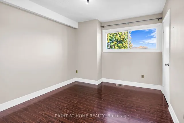 Additional image 22 of 2716 St Clair Ave Unit 13