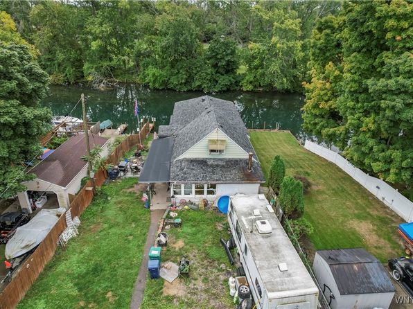 Additional image 4 of 8739 Point Ave, Niagara Falls, NY 14304