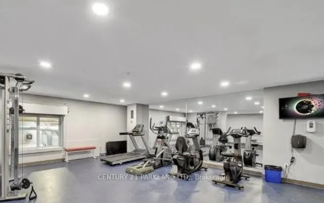 Additional image 24 of 4060 Lawrence Ave Unit 111