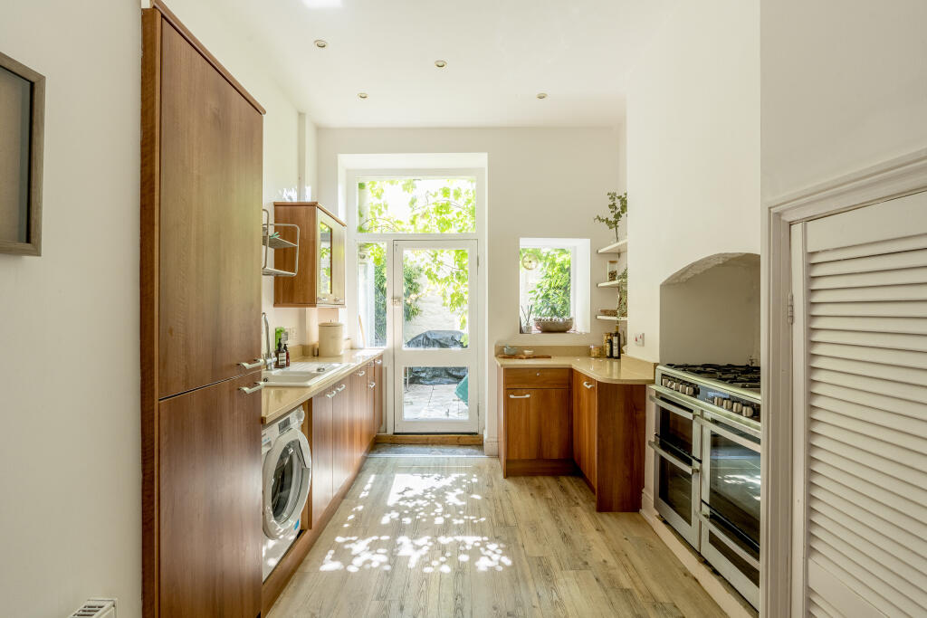 Additional image 4 of Sunningdale, Clifton, Bristol, BS8 2NF