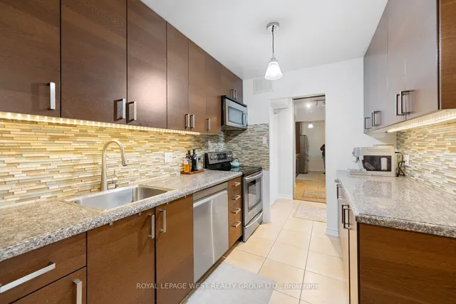 Additional image 15 of 362 The East Mall Unit 310