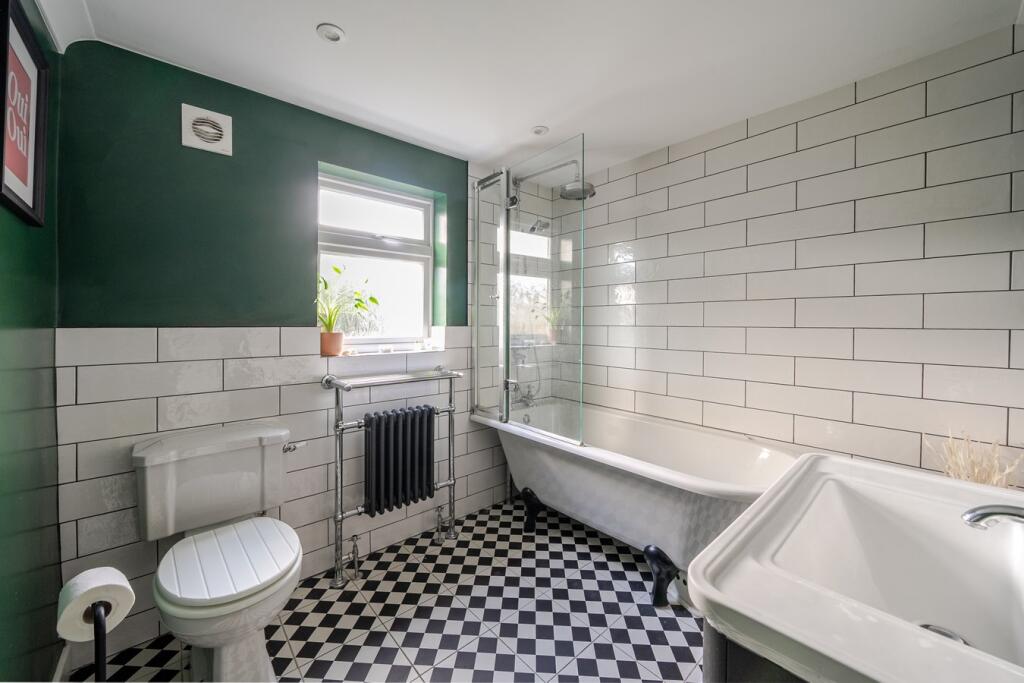 Additional image 4 of Ravenscroft Road, Beckenham, BR3