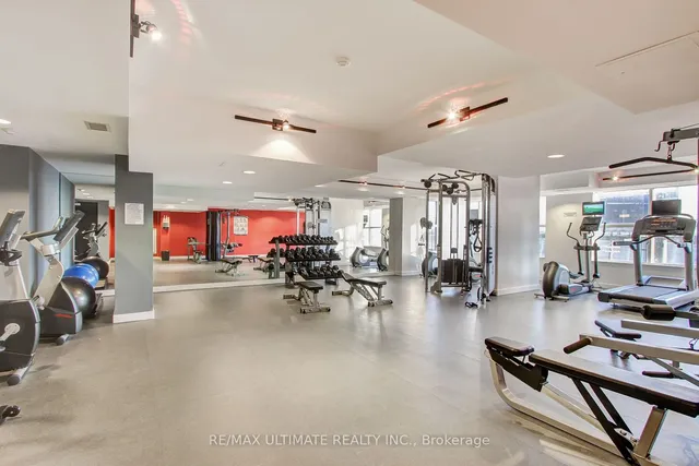 Additional image 21 of 59 East Liberty St Unit 707