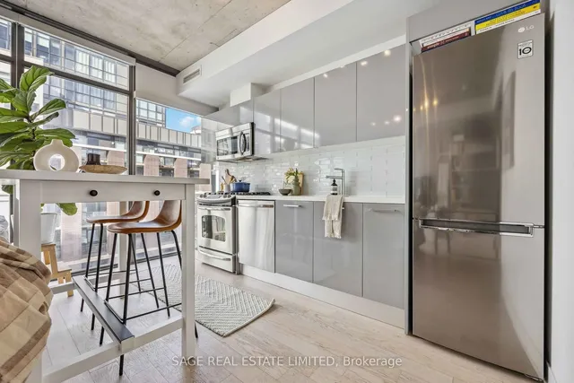 Additional image 13 of 1201 Dundas St Unit 609