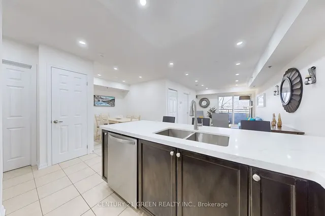 Additional image 19 of 3060 Rotary Way Unit 215