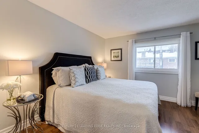 Additional image 18 of 24 TORBRICK Rd