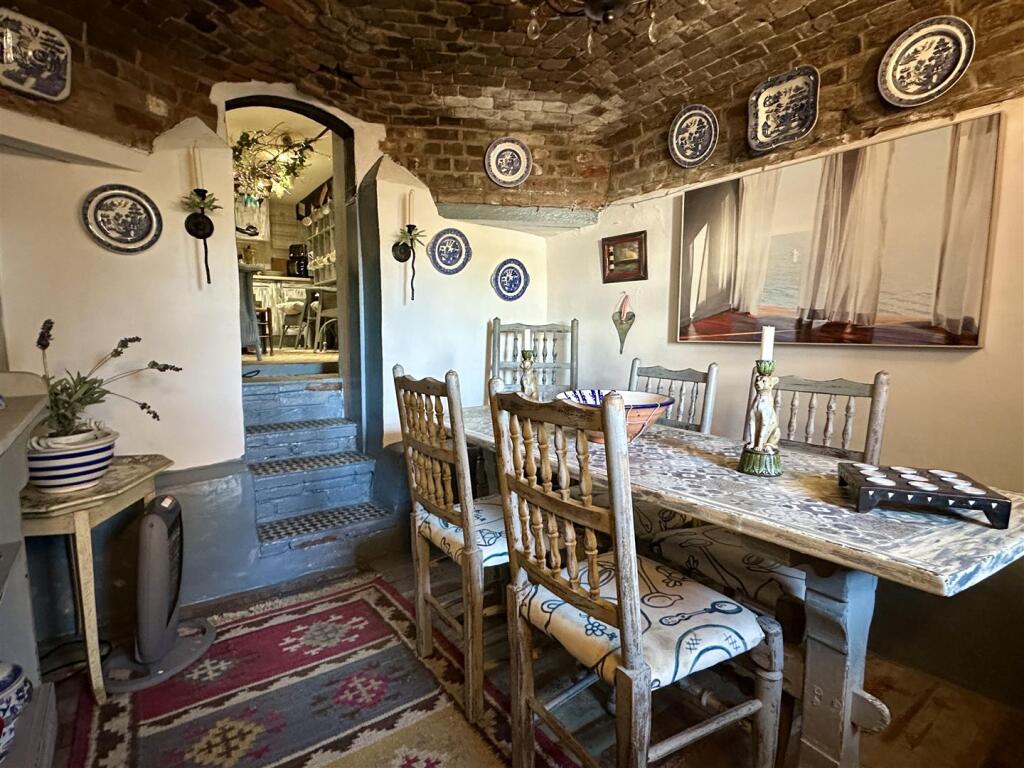 Additional image 6 of High Street, Alcester