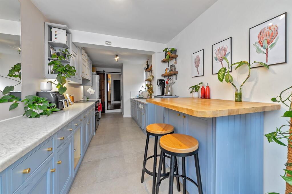 Additional image 10 of Watsons Walk, St. Albans