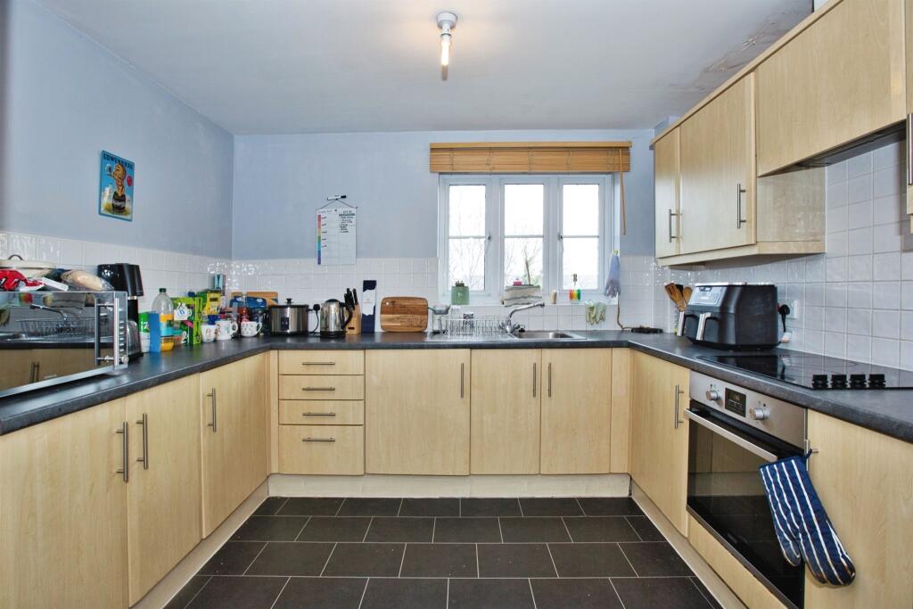 Additional image 7 of Hawks Rise, Yeovil