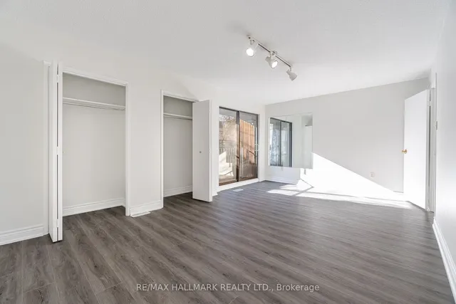 Additional image 31 of 31 Walmer Rd Unit 8