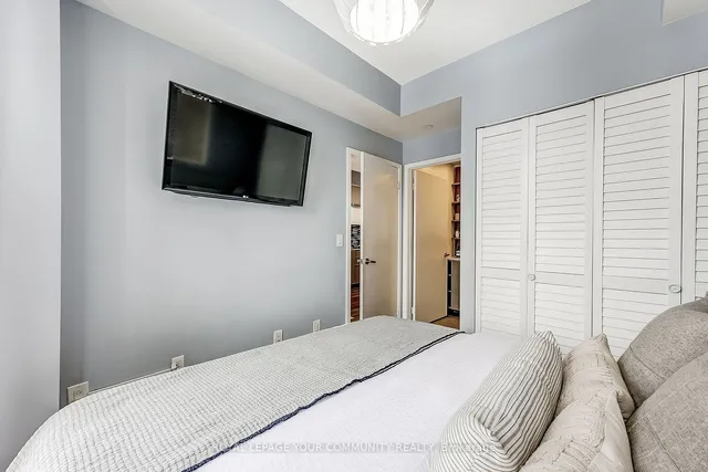 Additional image 10 of 170 Sumach St Unit 2007