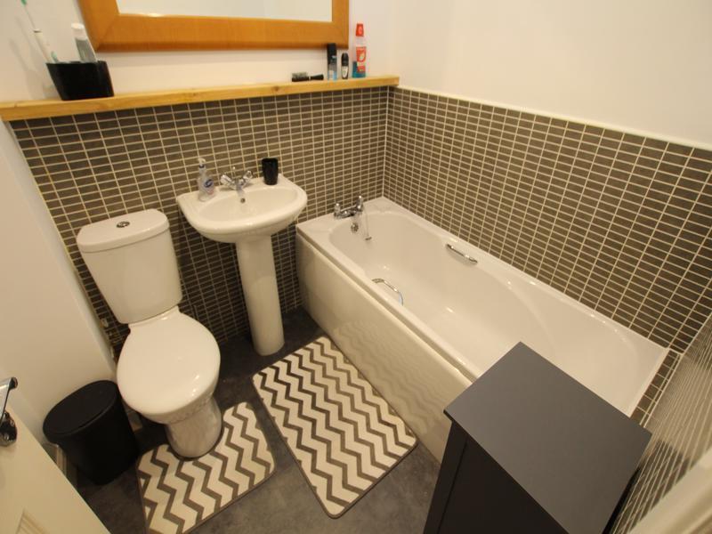 Additional image 12 of Far Highfield Close, Idle