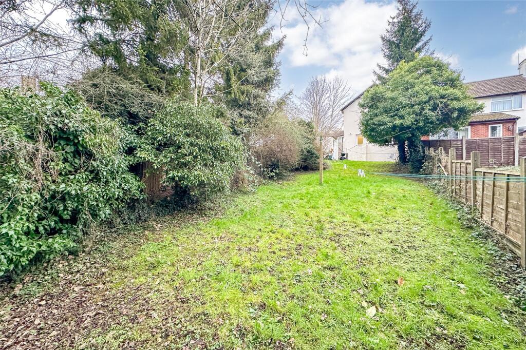 Additional image 12 of Roundfield Avenue, Harpenden, Hertfordshire, AL5