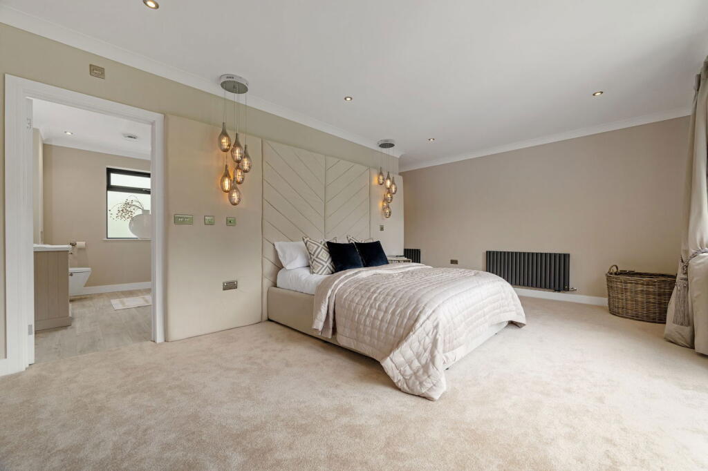 Additional image 32 of Wood End Drive, Barnt Green, Birmingham, B45