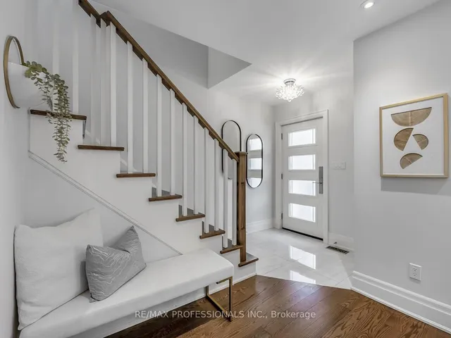 Additional image 3 of 35 Tenth St