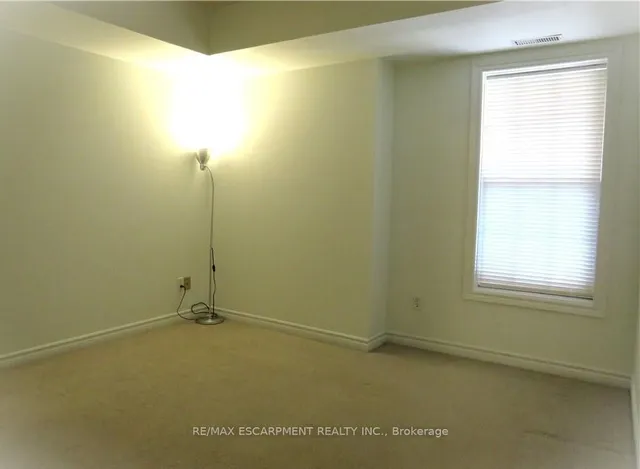 Additional image 10 of 4015 Kilmer Dr Unit 208