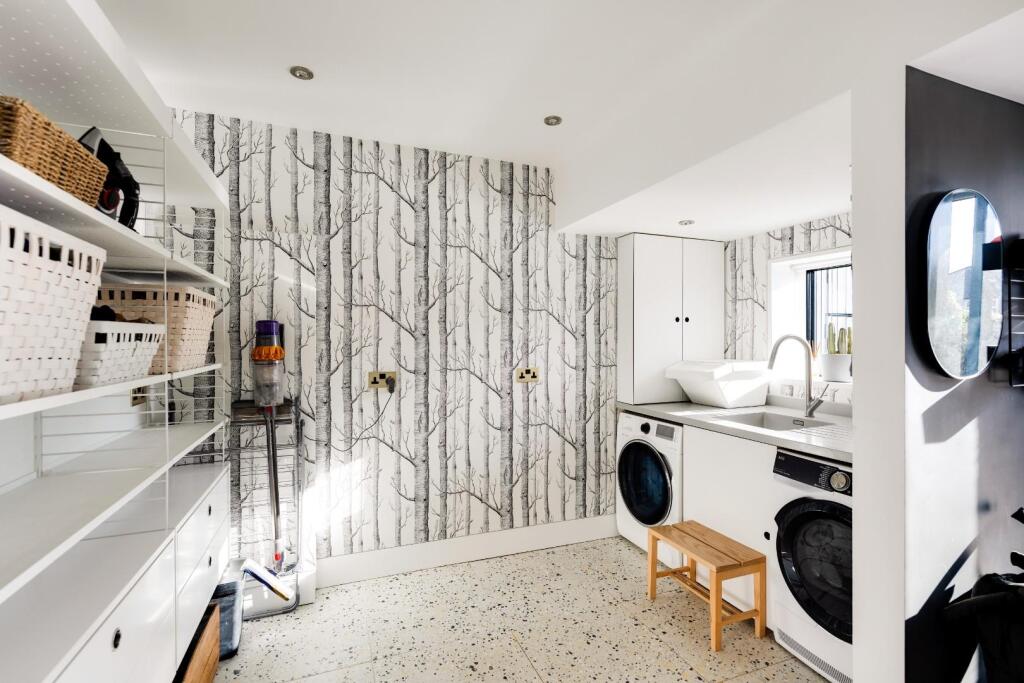 Additional image 36 of Great Brockeridge, Bristol