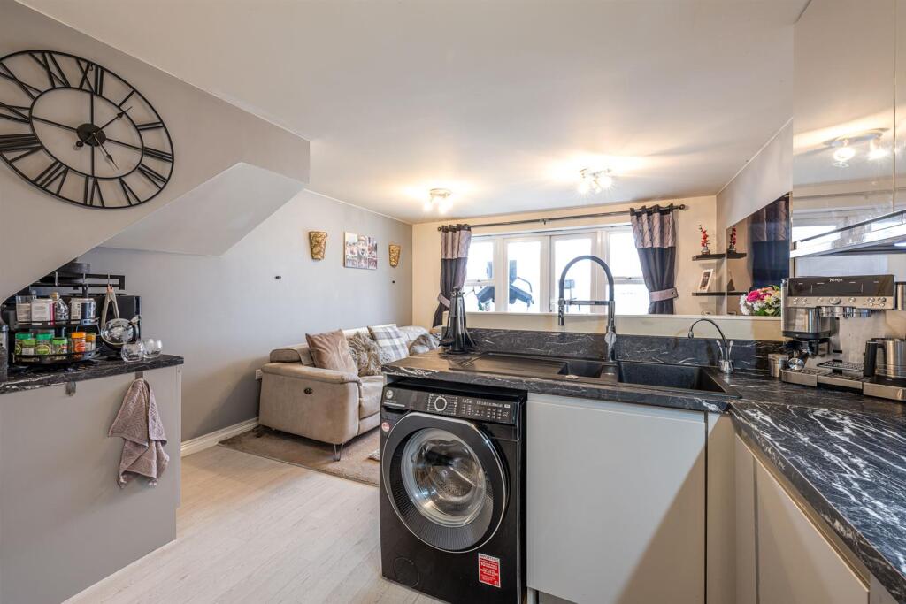 Additional image 11 of Sandwell Grove, Cradley Heath, B64 5DB