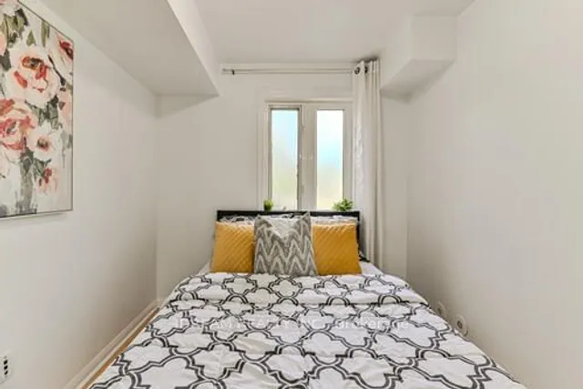 Additional image 22 of 4620 Guildwood Way Unit 5