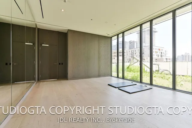 Additional image 20 of 25 Richmond St Unit 1315