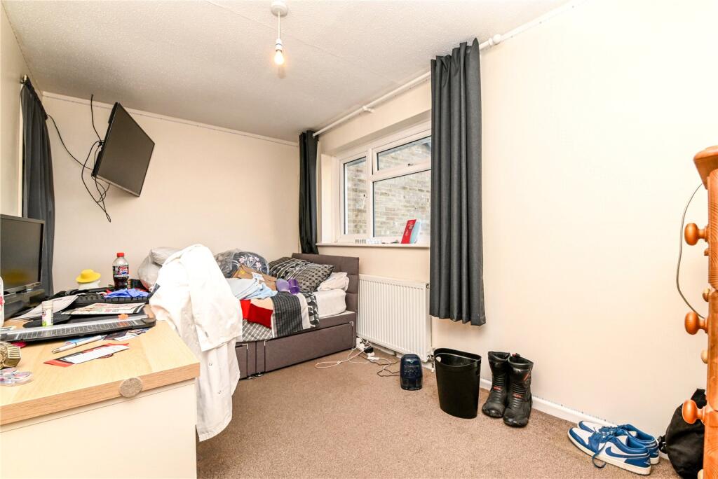 Additional image 6 of Yew Lane, New Milton, Hampshire, BH25