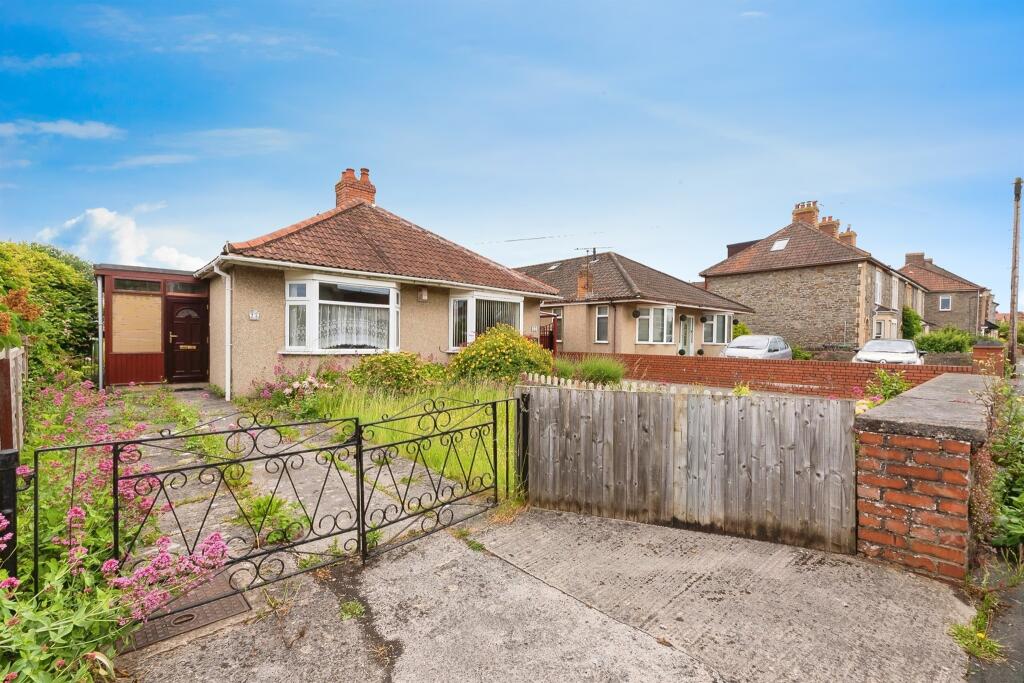 West Street, Oldland Common, Bristol