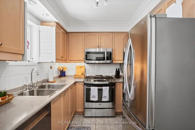 Additional image 11 of 19 Summerfield Cres