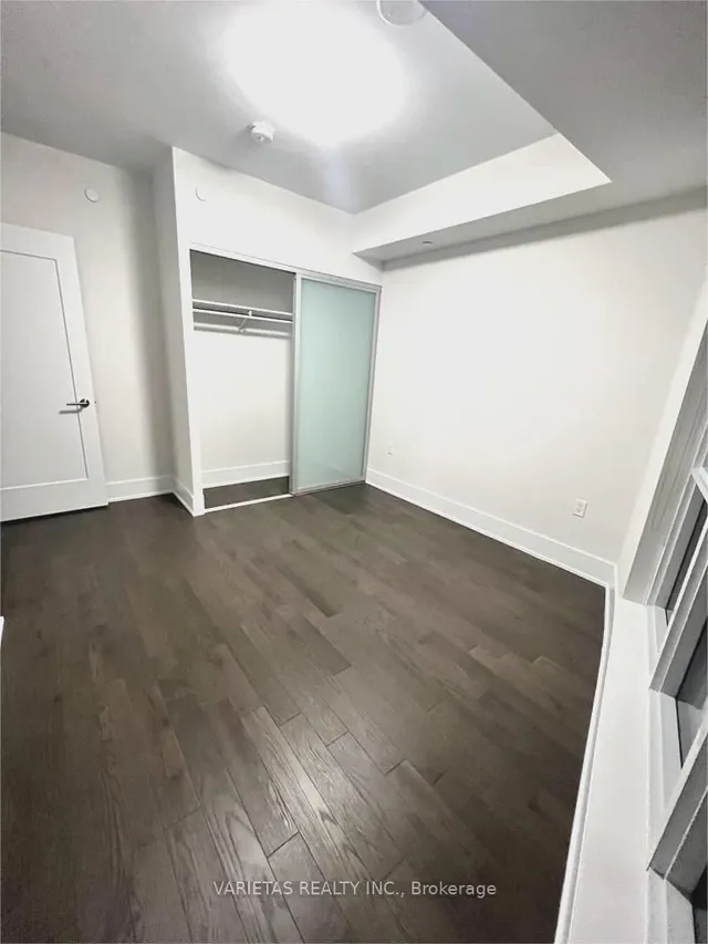 Additional image 8 of 585 Bloor St Unit 4319