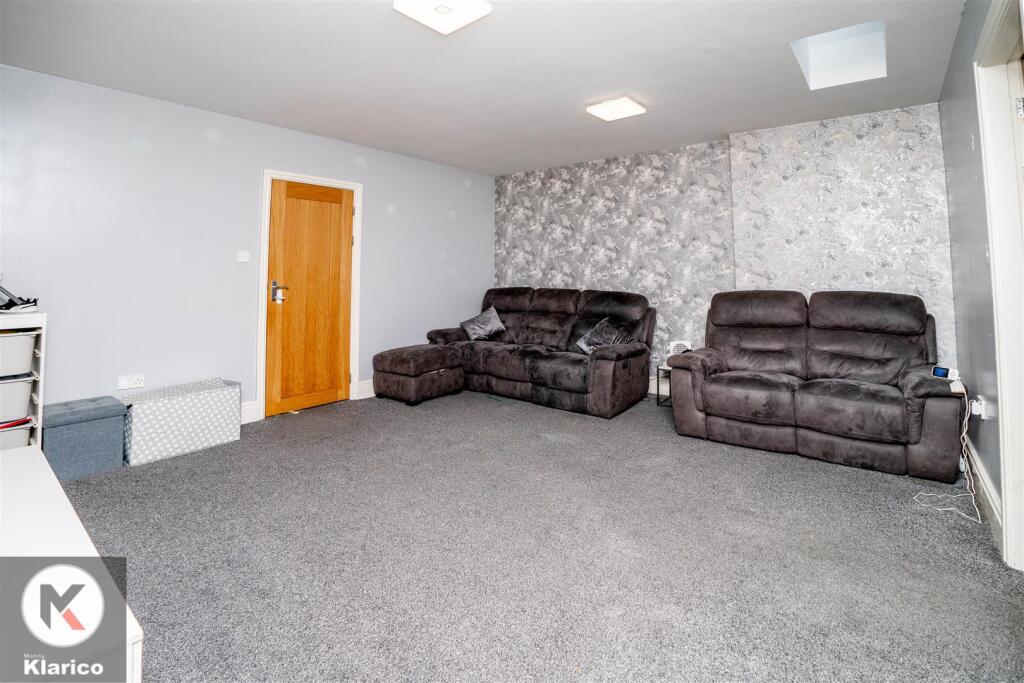 Additional image 4 of Hartfield Crescent, Acocks Green