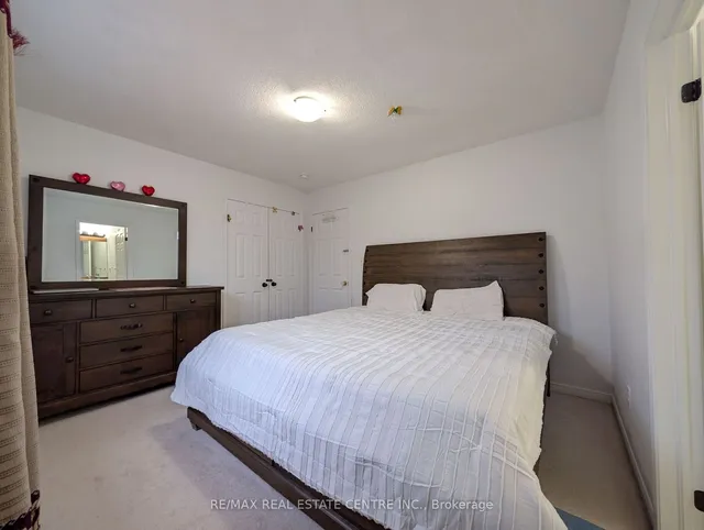 Additional image 40 of 434 Woodbine Ave