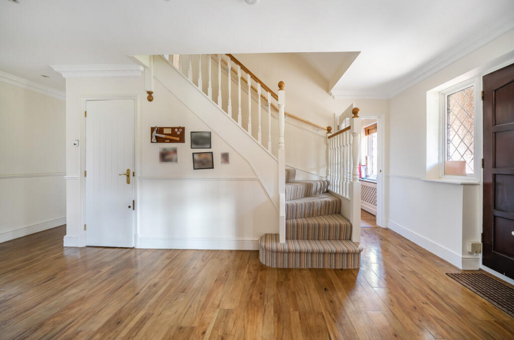 Additional image 13 of Cookham Dene Close, Chislehurst, Kent, BR7