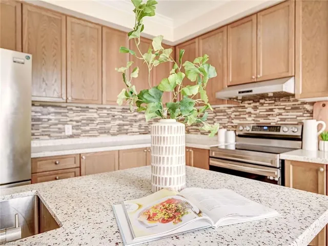 Additional image 18 of 106 Naperton Dr