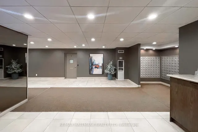 Additional image 19 of 75 Emmett Ave Unit 1815