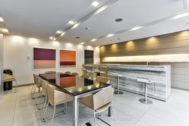 Additional image 31 of 39 Queens Quay Unit 803