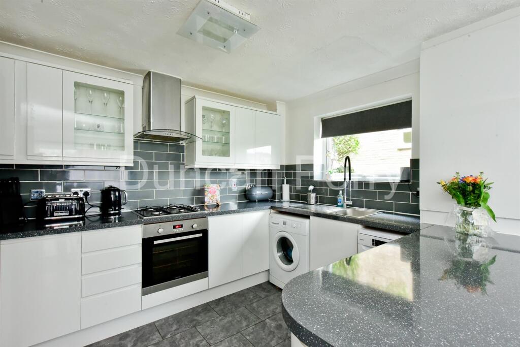 Additional image 8 of Dixons Hill Road, Welham Green