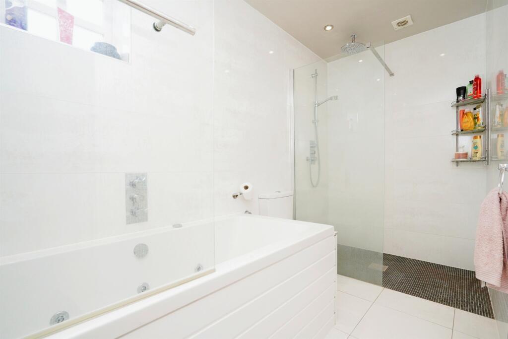 Additional image 12 of Buckwood Road, Markyate, St. Albans