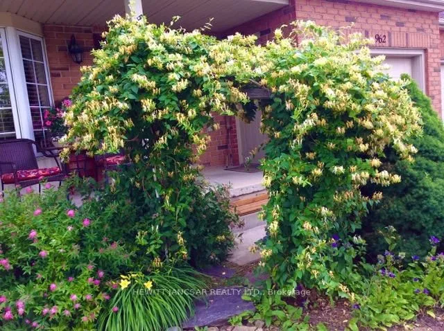 Additional image 31 of 962 Glasgow St