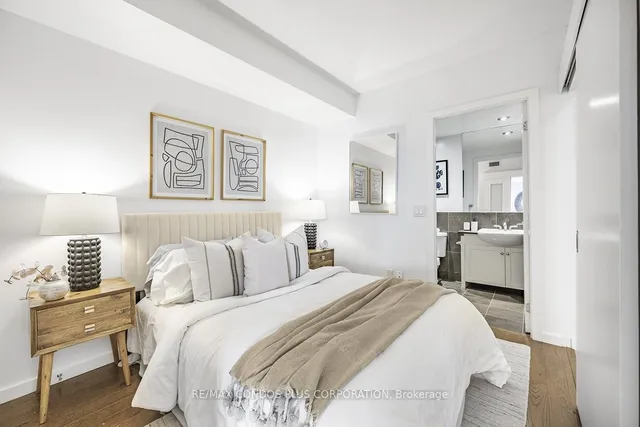 Additional image 17 of 218 Queens Quay Unit 910