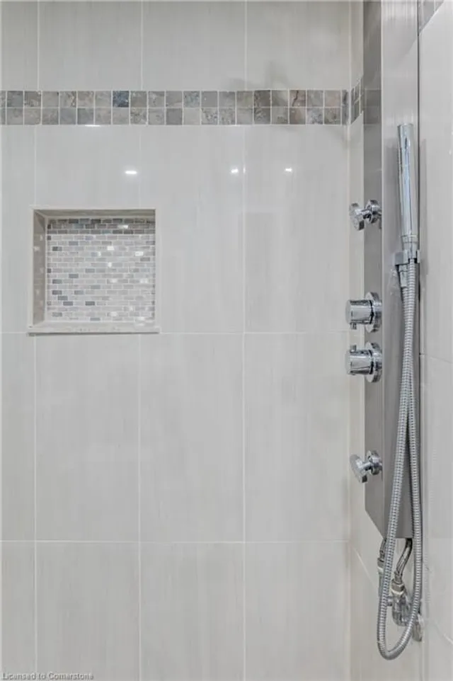 Additional image 38 of 59 Netherwood Rd