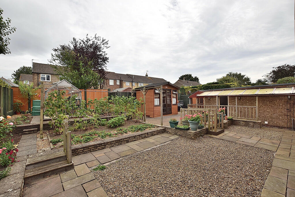 Additional image 20 of Whitefields Drive, Richmond