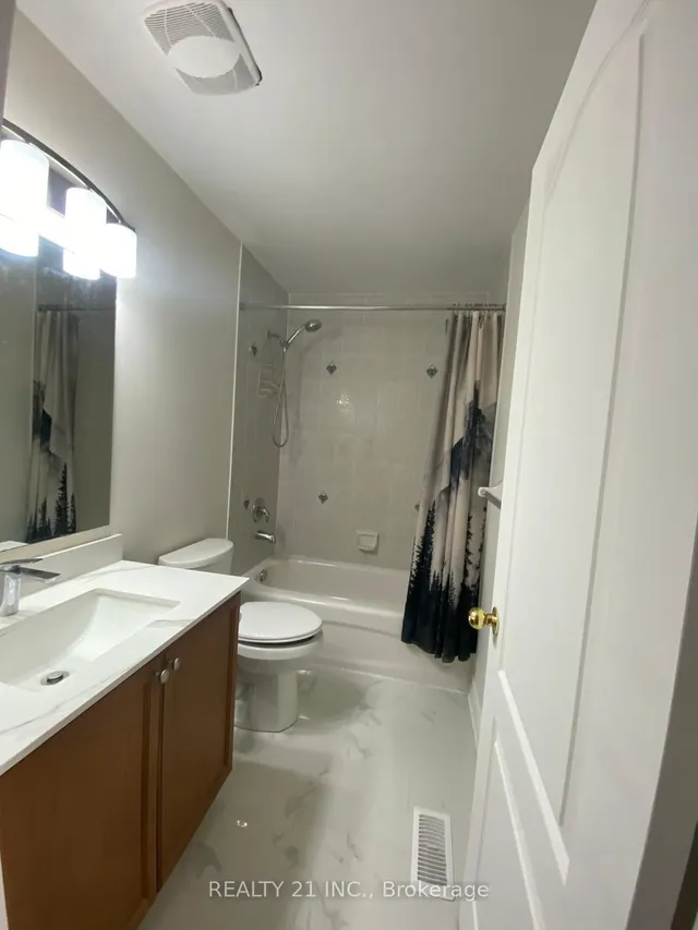 Additional image 21 of 76 Sweet Clover Cres