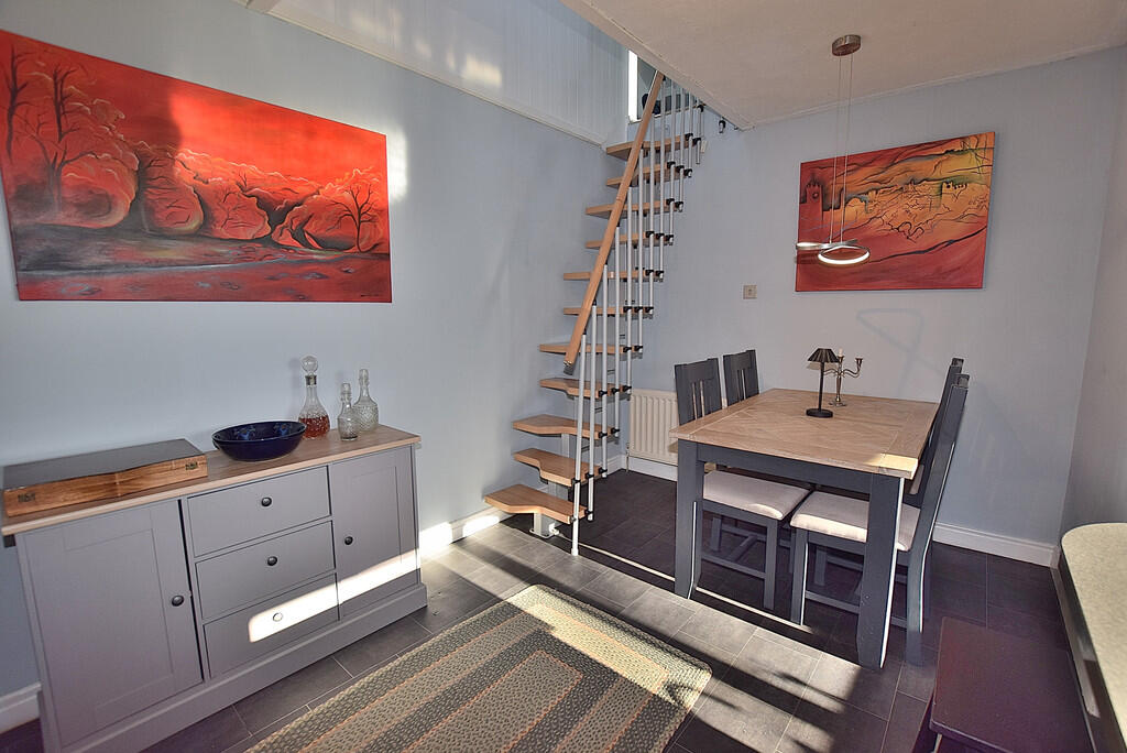 Additional image 9 of Hudswell