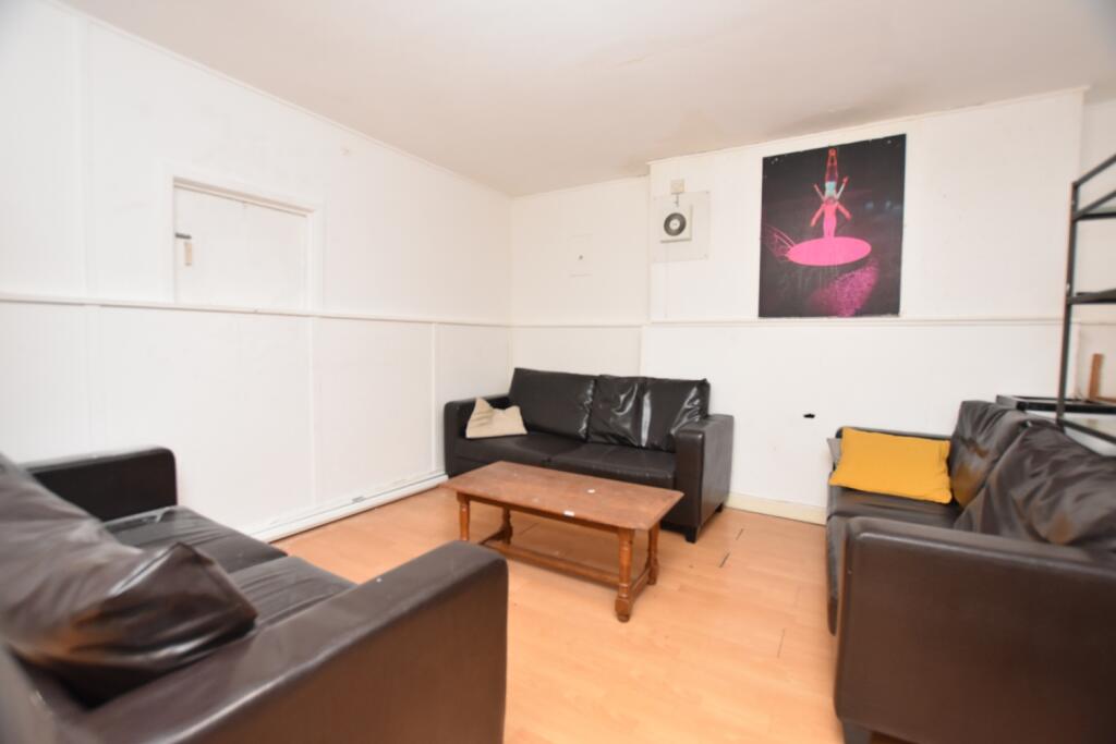 Additional image 5 of Room 10, St Pauls Road, Lower Maisonette, Clifton, Bristol, BS8 1LT