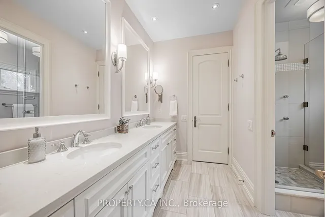 Additional image 26 of 34 Hillside Dr