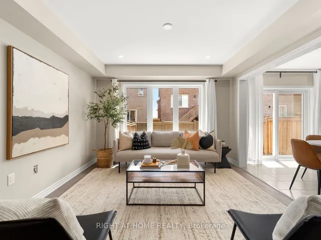 Additional image 10 of 308 Jean Landing