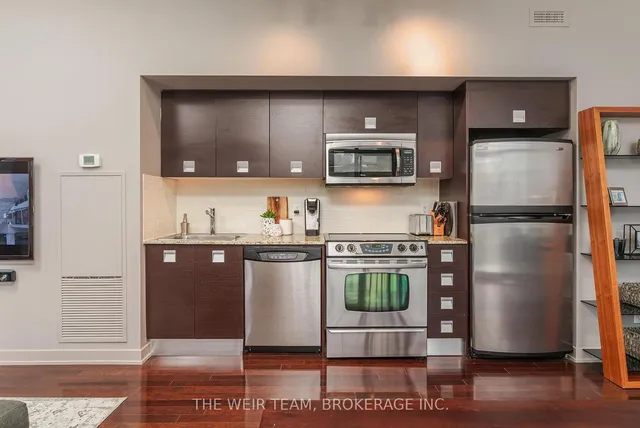 Additional image 8 of 33 Charles St Unit 1411