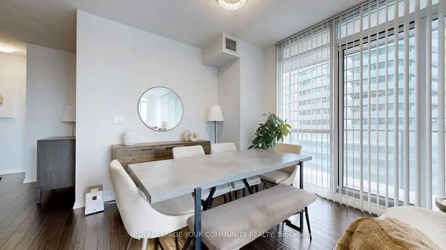 Additional image 10 of 55 Bremner Blvd Unit 3001